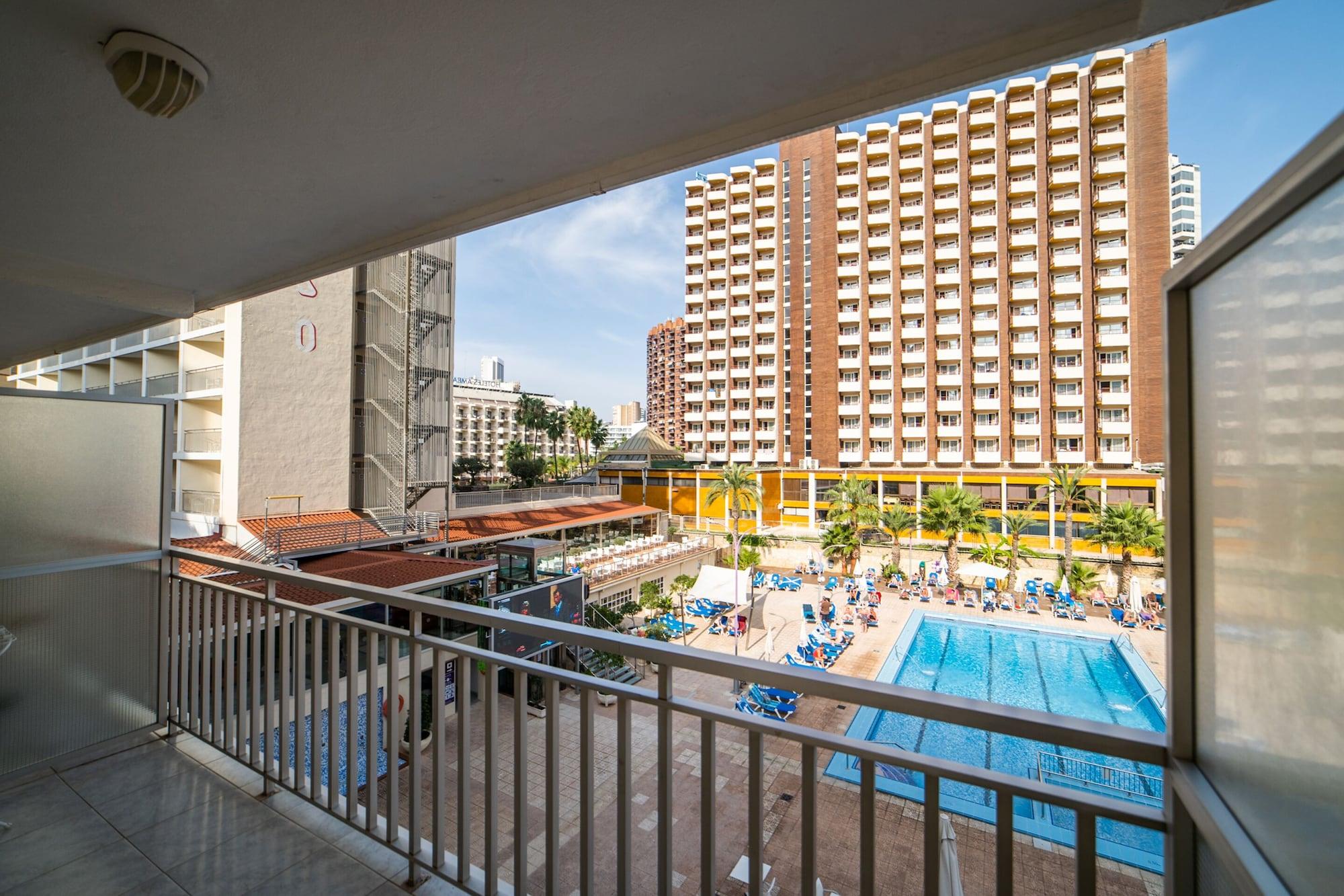 Hotel Servigroup Calypso Benidorm Kültér fotó