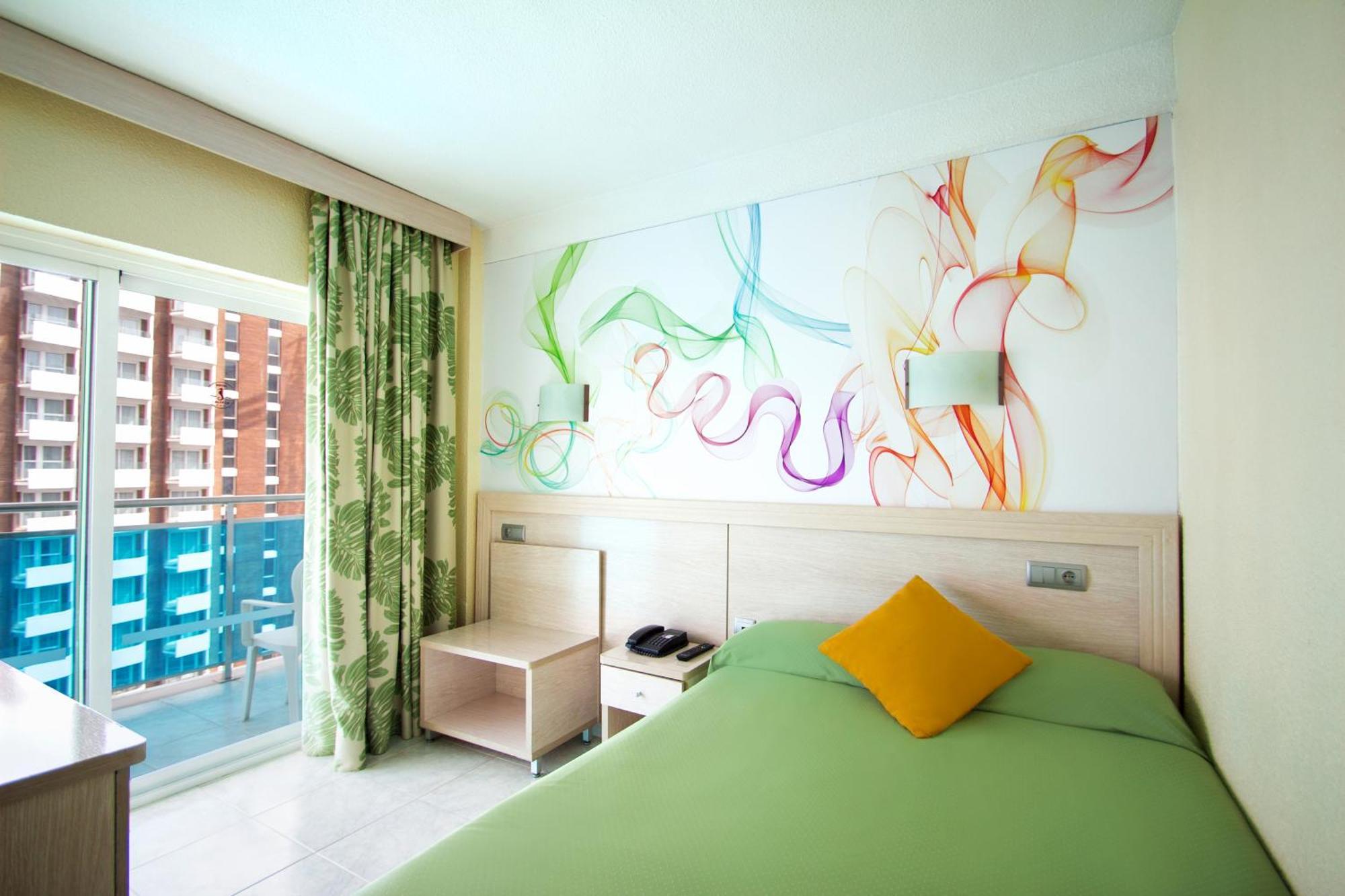Hotel Servigroup Calypso Benidorm Kültér fotó