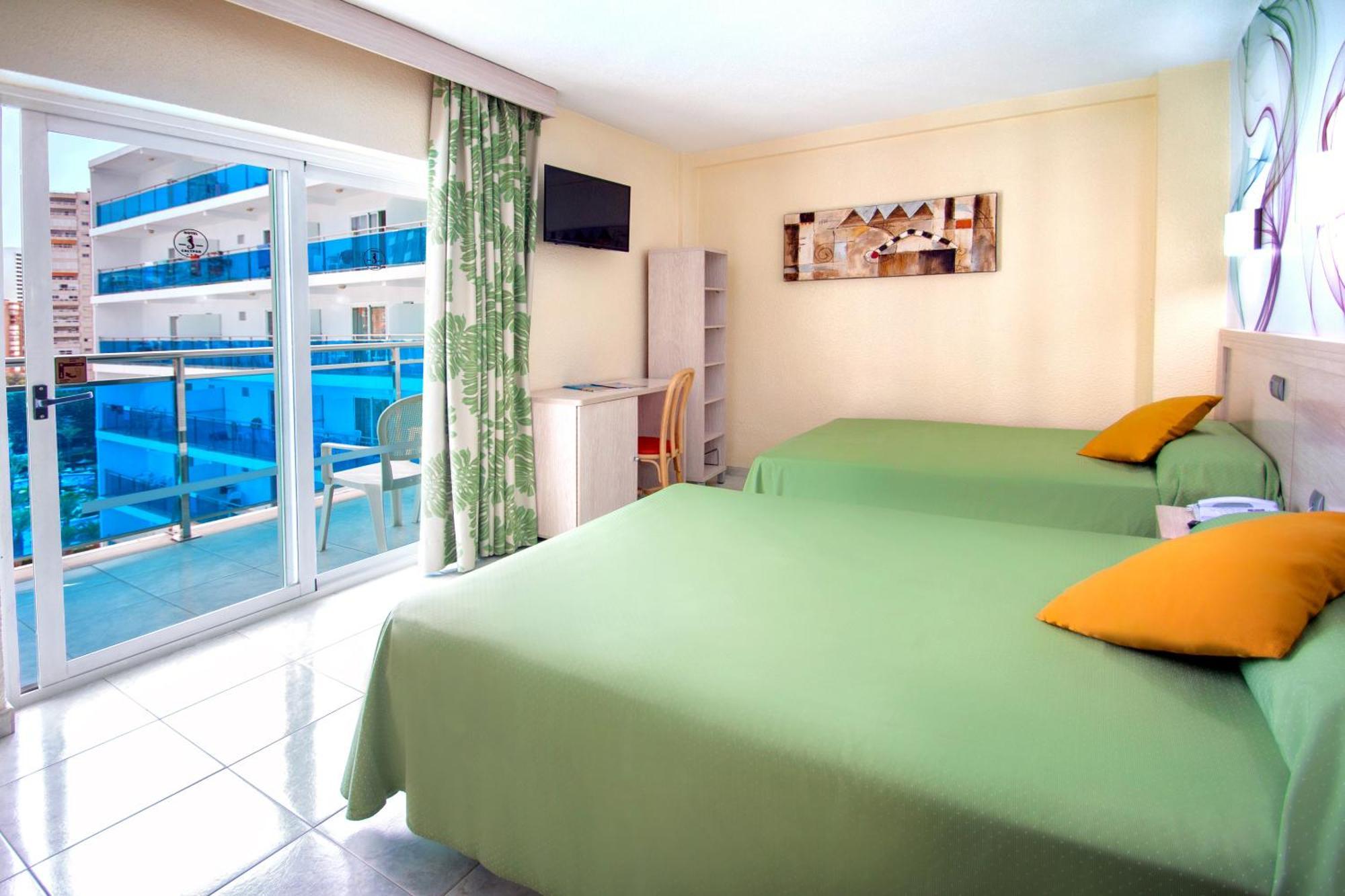Hotel Servigroup Calypso Benidorm Szoba fotó