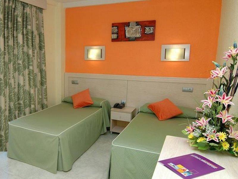 Hotel Servigroup Calypso Benidorm Kültér fotó