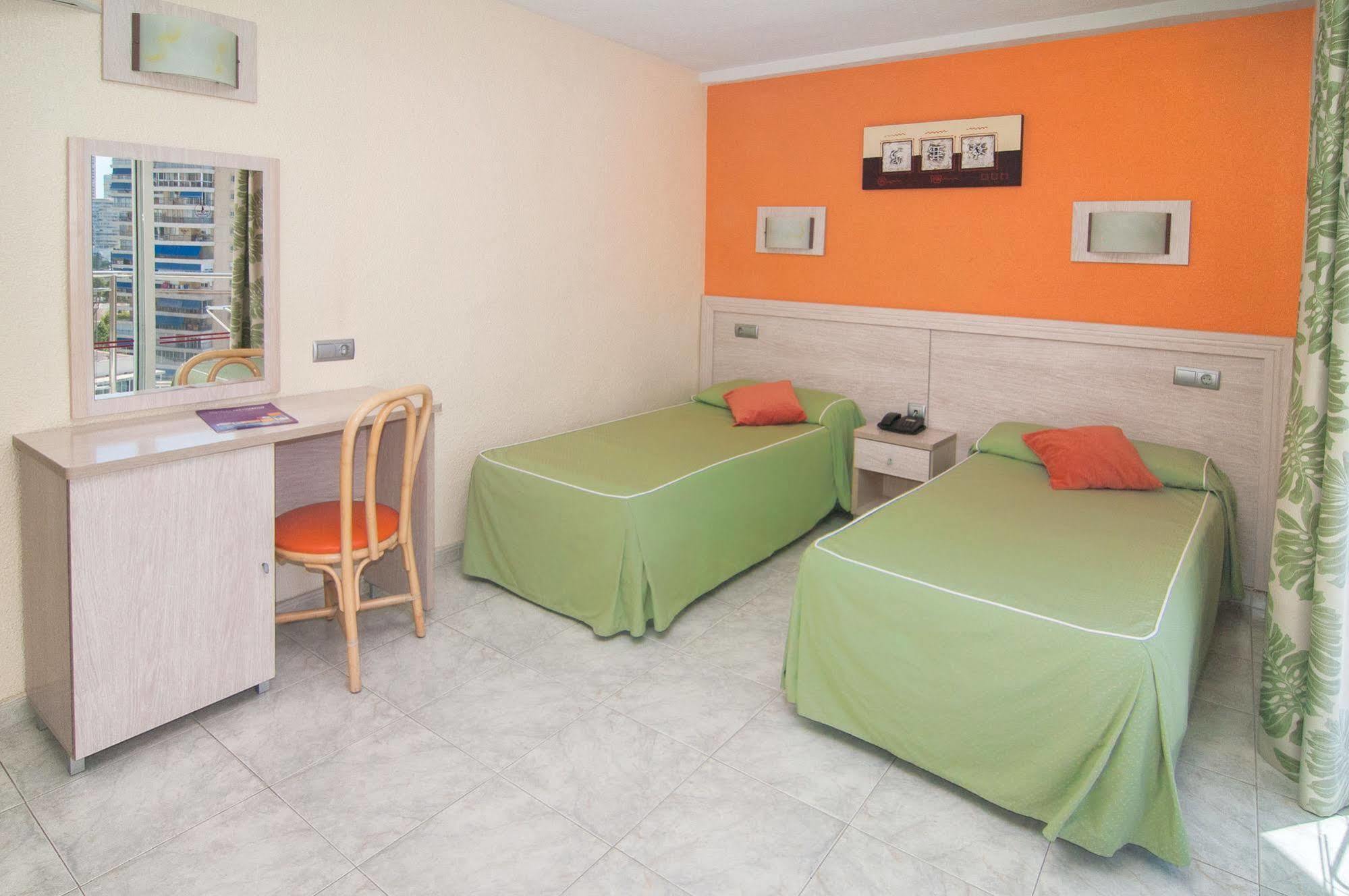 Hotel Servigroup Calypso Benidorm Kültér fotó